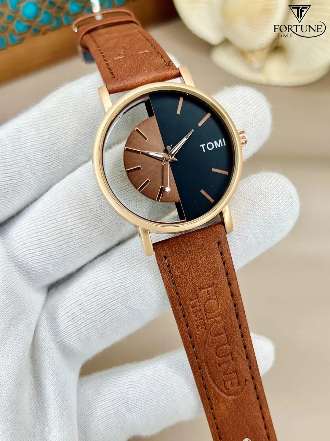 Men Multicolor PU Leather Strap Watch Round Dial Lightweight